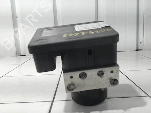 Used ABS pump CITROËN DS3 (SA_) 1.6 VTi 120 (120 hp) 31052532