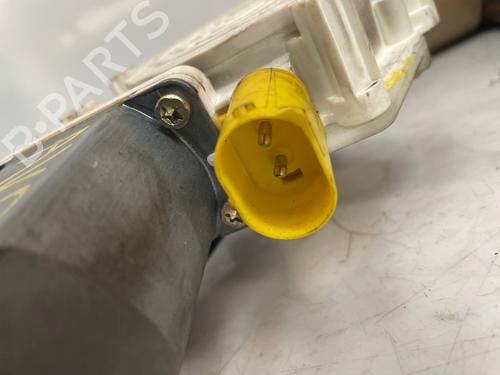 Used Front left window mechanism Front left window mechanism MINI MINI (R50, R53) Cooper (116 hp) 40250815 40250815