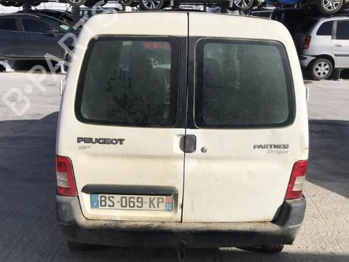 Left front steering knuckle PEUGEOT PARTNER Box Body/MPV (5_, G_) 1.6 HDi 75 | BP25636530M25 