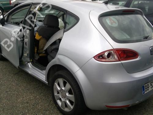 Left mirror SEAT LEON (1P1) 1.9 TDI | BP25632763C26 