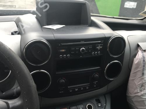 Fuel flap PEUGEOT PARTNER Box Body/MPV 1.6 HDi | BP29447041C131 