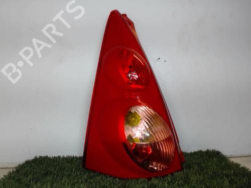Venstre baglygte PEUGEOT 107 (PM_, PN_) 1.0 (68 hp) 25630589