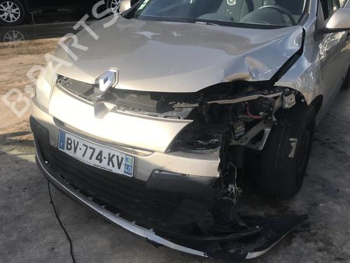 Brugte RENAULT MEGANE III Hatchback (BZ0/1_, B3_) 1.5 dCi (BZ09, BZ0D, BZ1W, BZ29, BZ14) (110 hp) 4310224