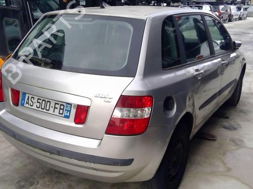 Left headlight FIAT STILO (192_) 1.6 16V (192_XB1A) | BP25639815C28 