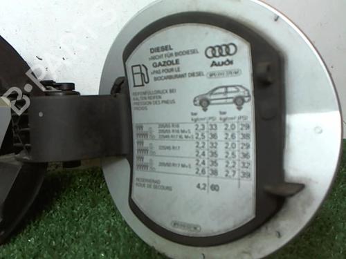 Używane Klapa wlewu paliwa AUDI A3 (8P1) 1.9 TDI (105 hp) 25630365
