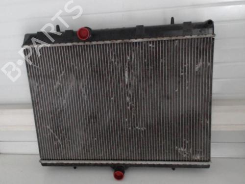 Used Water radiator Water radiator PEUGEOT 5008 (0U_, 0E_) 2.0 HDi (163 hp) 25640517 25640517