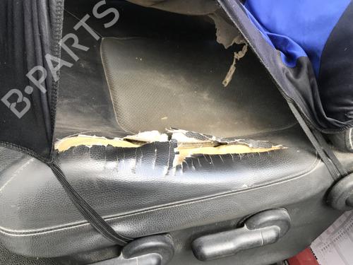 Radiator fan RENAULT MASTER II Van (FD) 2.5 dCi (FD02) | BP32113138M35 