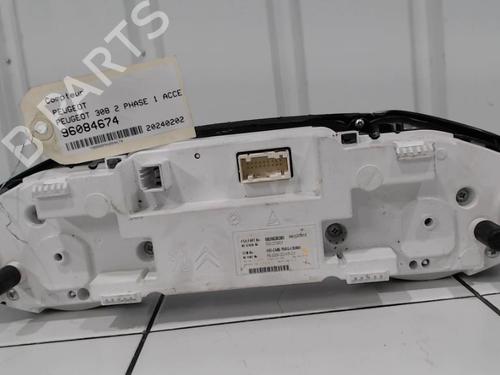 Used Instrument cluster Instrument cluster PEUGEOT 308 II (LB_, LP_, LW_, LH_, L3_) 1.6 HDi 100 (99 hp) 25636380 25636380
