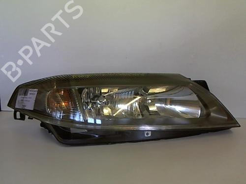 Used Right headlight RENAULT LAGUNA II Grandtour (KG0/1_) 1.9 dCi (KG0G) (120 hp) 25637553