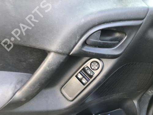 Front right seatbelt CITROËN C3 II (SC_) 1.2 VTi 82 | BP28175617I25 - Image 7