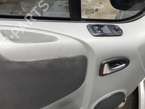 Left taillight OPEL VIVARO A Bus (X83) 2.5 CDTI (F7, J7, A07) | BP29412208C34 