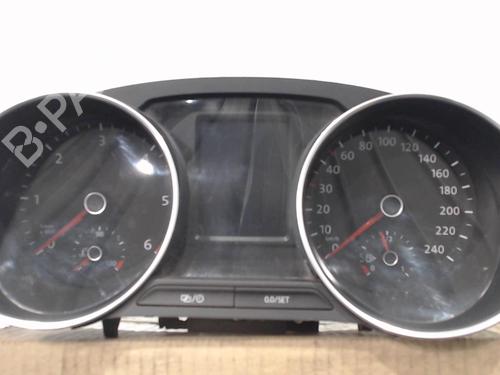 Used Instrument cluster VW POLO V (6R1, 6C1) 1.4 TDI (75 hp) 25628502
