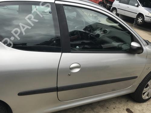 Left taillight PEUGEOT 206 Hatchback (2A/C) 1.4 i | BP26281954C34 