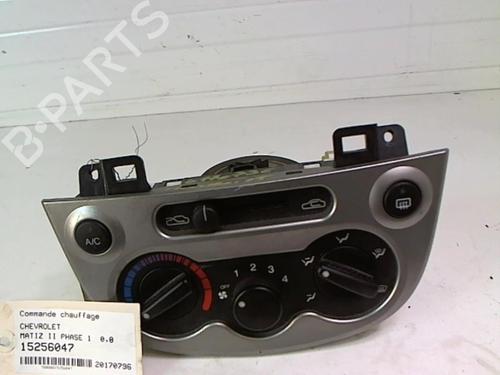 Used Climate control CHEVROLET MATIZ (M200, M250) 0.8 (52 hp) 25643612