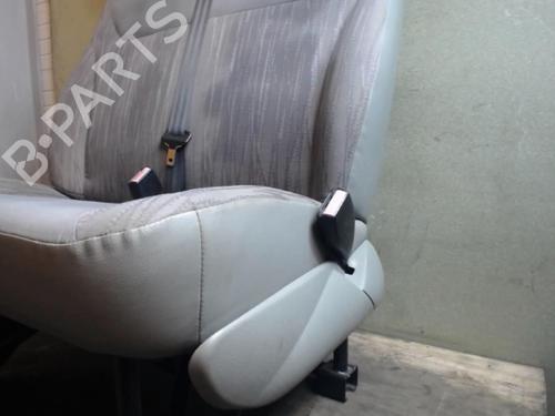 Right front seat NISSAN PRIMASTAR Van (X83) 2.5 dCi 150 | BP25645749C16 