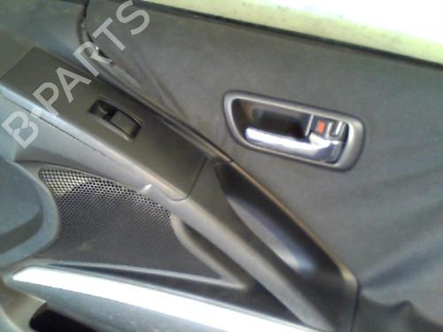 Right front door TOYOTA COROLLA Verso (ZER_, ZZE12_, R1_) 2.2 D-4D (AUR10_, AUR10R) | BP25650476C3