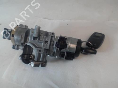 Used Ignition barrel Ignition barrel MAZDA PREMACY (CP) 2.0 TD (101 hp) 25648986 25648986