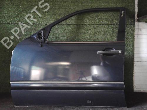 Used Left front door MERCEDES-BENZ E-CLASS (W210) E 290 Turbo-D (210.017) (129 hp) 25644675