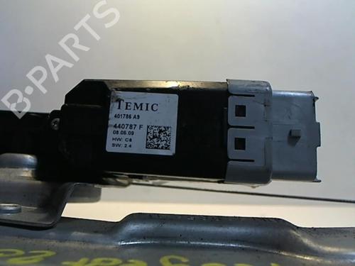 Used Front left window mechanism Front left window mechanism PEUGEOT 207 (WA_, WC_) 1.4 HDi (68 hp) 25641373 25641373