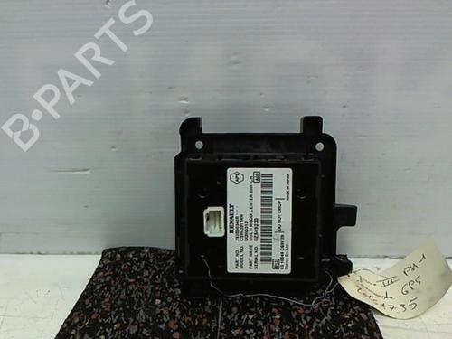 Used Switch Switch RENAULT MEGANE III Hatchback (BZ0/1_, B3_) 1.5 dCi (BZ0C) (90 hp) 25643690 25643690