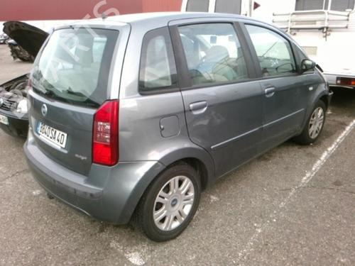 Brugte FIAT IDEA (350_) 1.9 JTD 2529523