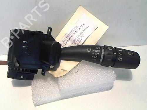 Used Steering column stalk HYUNDAI TRAJET (FO) 2.0 CRDi (113 hp) 25637964