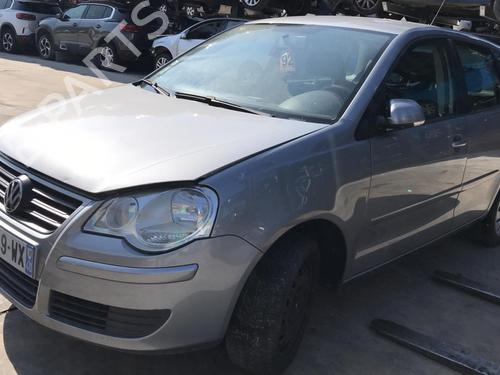 Radio VW POLO (9N_, 9A_) 1.4 TDI | BP25642152E6 