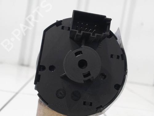 Headlight switch SEAT ARONA (KJ7, KJP) 1.6 TDI | BP26887068I24 - Image 2