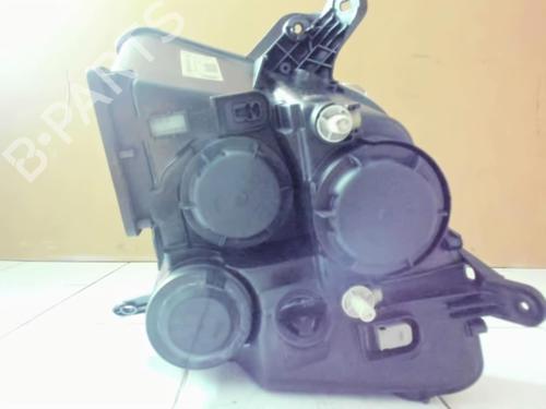 Used Right headlight Right headlight OPEL MERIVA A MPV (X03) 1.7 CDTI (E75) (100 hp) 25648493 25648493