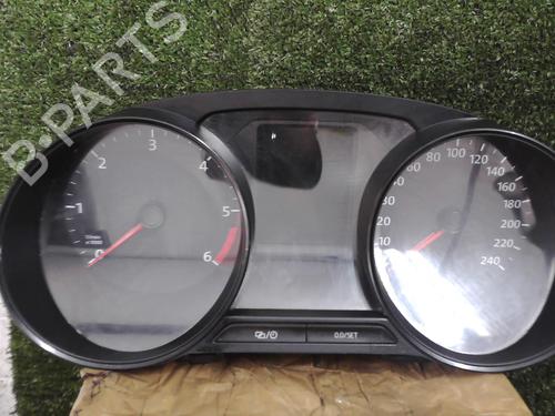Used Instrument cluster VW POLO V (6R1, 6C1) 1.4 TDI (75 hp) 26023631
