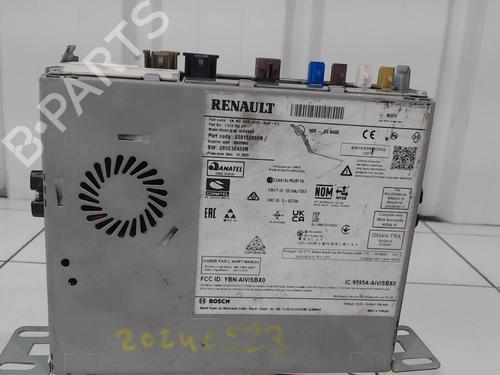 Used Radio Radio RENAULT CLIO V (B7_) 1.5 Blue dCi 100 (B7AD) (101 hp) 27250898 27250898