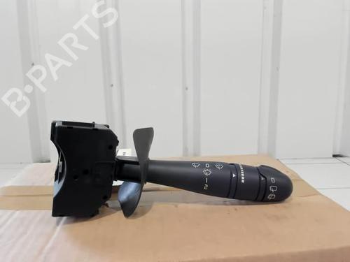 Used Steering column stalk RENAULT CLIO II (BB_, CB_) 1.2 16V (BB05, BB0W, BB11, BB27, BB2T, BB2U, BB2V, CB05,... (75 hp) 25631486