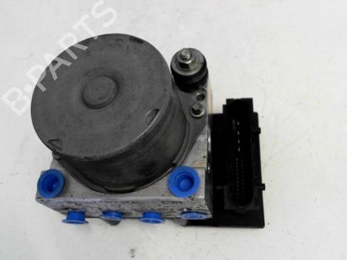 Used ABS pump ABS pump RENAULT MODUS / GRAND MODUS (F/JP0_) 1.5 dCi (FP0D, JP0D) (82 hp) 25633748 25633748