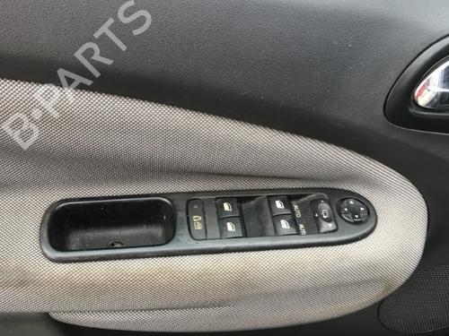 Left headlight CITROËN C3 Picasso (SH_) 1.6 HDi | BP26520625C28  - Image 15