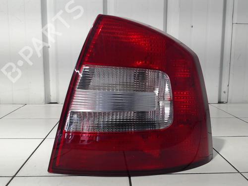 Used Right taillight SKODA OCTAVIA II (1Z3) 2.0 TDI 16V (140 hp) 31193088