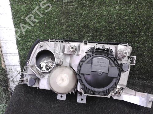 Used Right headlight Right headlight MERCEDES-BENZ C-CLASS T-Model (S202) C 220 T CDI (202.193) (125 hp) 25644358 25644358