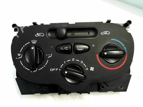 Commande Chauffage PEUGEOT 206 Hatchback (2A/C) 1.4 i (75 hp) 25646455