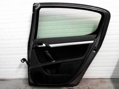 Dør højre bagtil PEUGEOT 407 (6D_) 1.6 HDi 110 (6D9HZC, 6D9HYC) (109 hp) 25646326