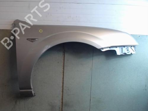 Used Right front fenders FORD MONDEO III (B5Y) 2.0 16V TDDi / TDCi (115 hp) 25636644