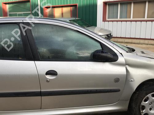 Rear wiper motor PEUGEOT 206 Hatchback (2A/C) 1.4 i | BP28421659M102