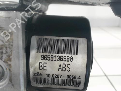 Used ABS pump ABS pump PEUGEOT 206 SW (2E/K) 1.4 (75 hp) 40433838 40433838