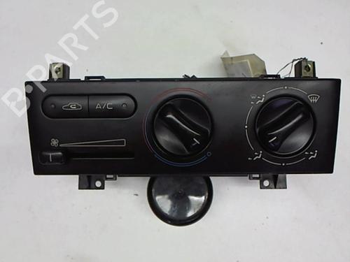 Used Climate control Climate control PEUGEOT 406 Break (8E/F) 1.9 TD (90 hp) 25651575 25651575