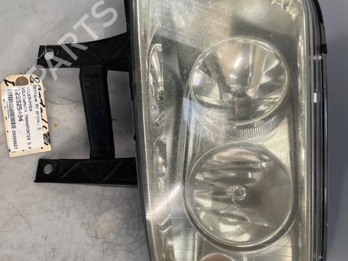 Left headlight VW TRANSPORTER T5 Van (7HA, 7HH, 7EA, 7EH) | BP40610004C28 - Image 2