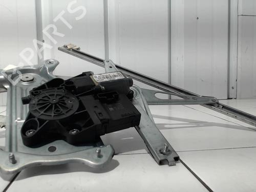 Rudehejsemekanisme Højre foran RENAULT MEGANE III Hatchback (BZ0/1_, B3_) 1.5 dCi (BZ09, BZ0D, BZ1W, BZ29, BZ14) (110 hp) 28691766