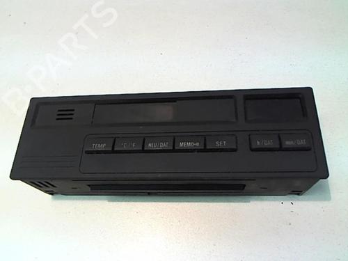 Used Display monitor BMW 3 (E36) 325 tds (143 hp) 25641667