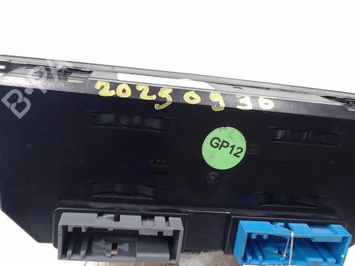 Used Climate control Climate control OPEL ZAFIRA / ZAFIRA FAMILY B (A05) 1.9 CDTI (M75) (120 hp) 27409120 27409120