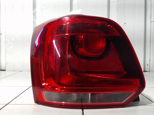 Feu arrière gauche VW POLO V (6R1, 6C1) 1.2 TDI (75 hp) 32125724