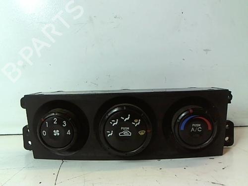 Used Climate control Climate control KIA SORENTO I (JC) 2.5 CRDi 4WD (140 hp) 25640440 25640440