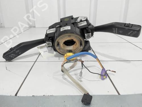 Used Steering column stalk VW GOLF V Variant (1K5) 1.9 TDI (105 hp) 25635054
