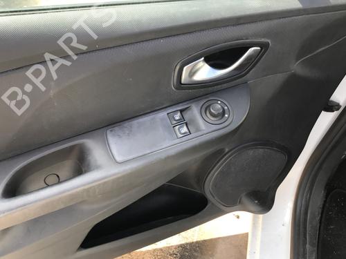 Front left seatbelt RENAULT CLIO IV (BH_) 1.5 dCi 75 | BP32367959I26